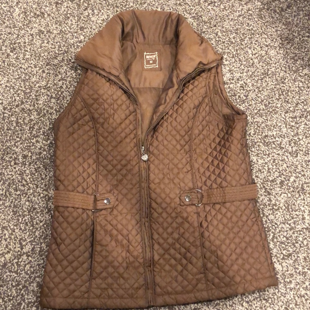 Brown polyester vest